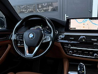 Bmw 5-serie touring 520i high exe 2018 | sf-445-p iaw - afbeelding 16 van  34