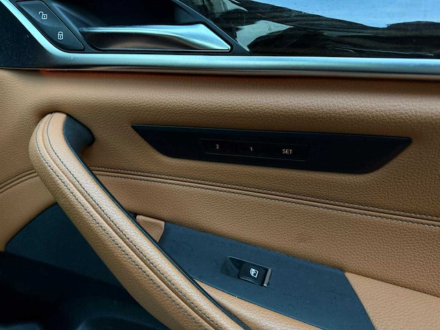 Bmw 5-serie touring 520i high exe 2018 | sf-445-p iaw - afbeelding 18 van  34