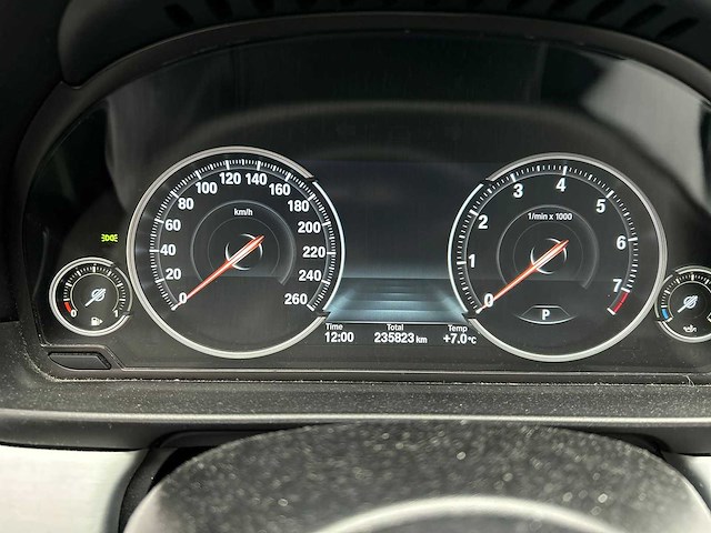 Bmw 5-serie touring 520i high executive 2015 - afbeelding 8 van  17