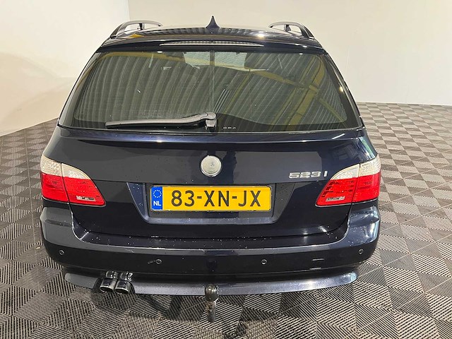 Bmw 5-serie touring 523i , 83-xn-jx - afbeelding 11 van  17