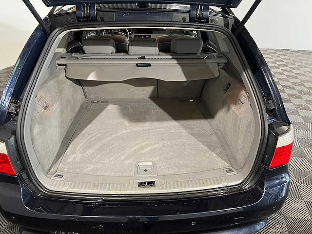 Bmw 5-serie touring 523i , 83-xn-jx - afbeelding 12 van  17