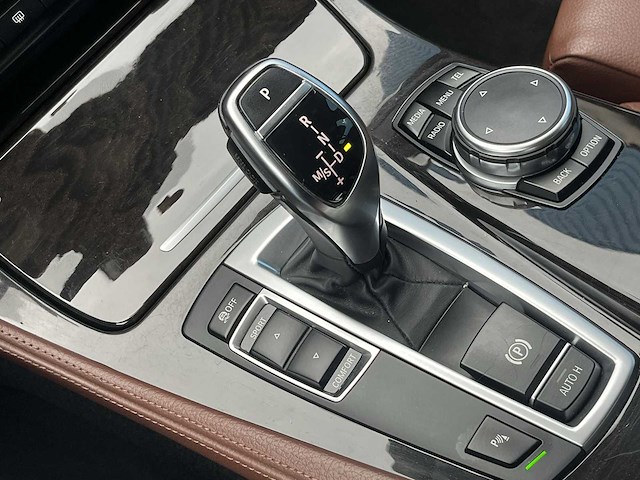 Bmw 5-serie touring 525d high executive m-sport - 2015 | nt-925-v - afbeelding 20 van  33