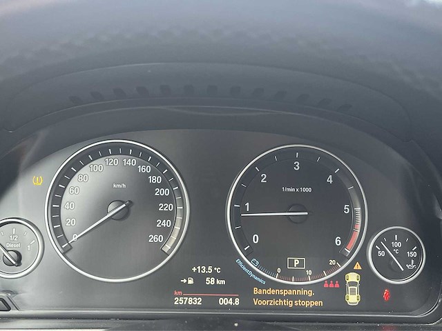 Bmw 5-serie touring 525d high executive m-sport 2015 | nt-925-v - afbeelding 28 van  33