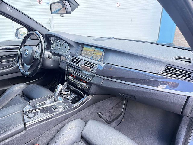 Bmw 5-serie touring 525d m sport edition 2014 | pg-564-s - afbeelding 22 van  30