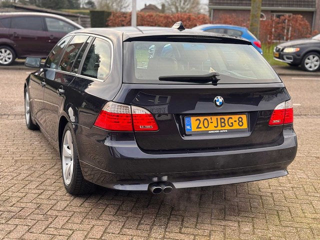 Bmw 5-serie touring 525i, 20-jbg-8 - afbeelding 8 van  17