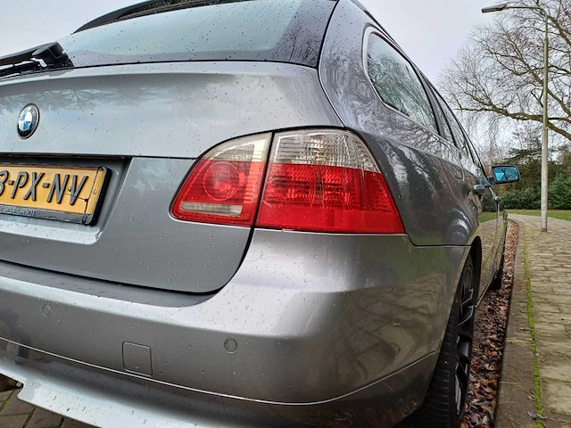 Bmw 5-serie touring 525i high executive, 13-px-nv - afbeelding 6 van  23