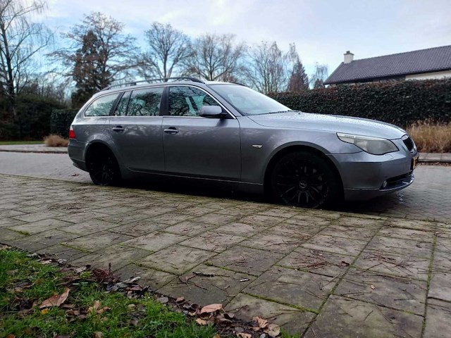 Bmw 5-serie touring 525i high executive, 13-px-nv - afbeelding 3 van  28