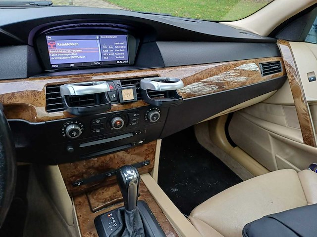 Bmw 5-serie touring 525i high executive, 13-px-nv - afbeelding 18 van  29