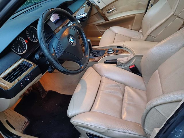 Bmw 5-serie touring 525i high executive, 13-px-nv - afbeelding 20 van  29