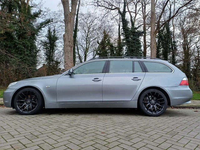 Bmw 5-serie touring 525i high executive, 13-px-nv - afbeelding 19 van  29