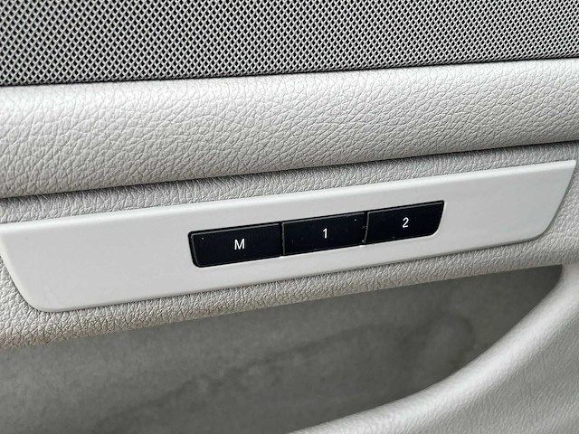 Bmw 5-serie touring 528i high exec m-sport | 89-tlg-4 - afbeelding 5 van  35