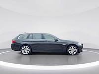 Bmw 5-serie touring 528i high exec m-sport | 89-tlg-4 - afbeelding 9 van  35