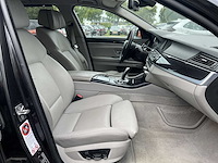 Bmw 5-serie touring 528i high exec m-sport | 89-tlg-4 - afbeelding 23 van  35
