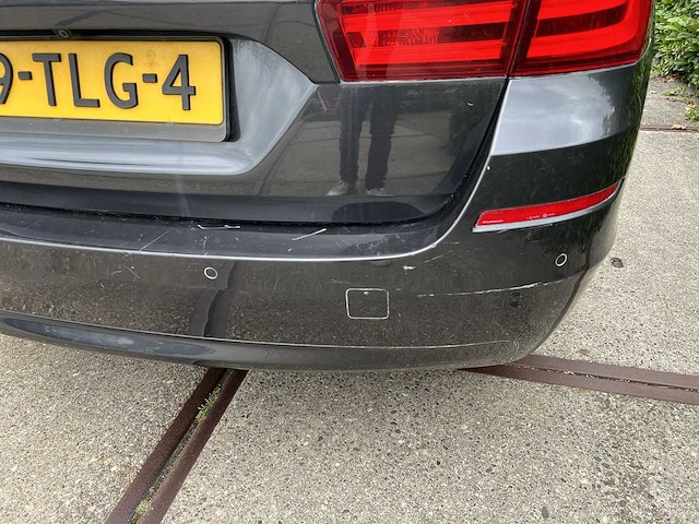 Bmw 5-serie touring 528i high exec m-sport | 89-tlg-4 - afbeelding 28 van  35