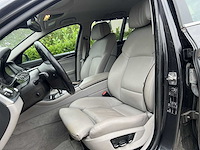Bmw 5-serie touring 528i high exec m-sport | 89-tlg-4 - afbeelding 34 van  35