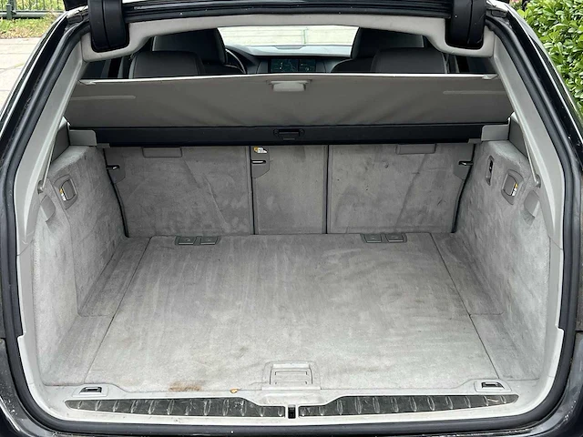 Bmw 5-serie touring 528i high exec m-sport | 89-tlg-4 - afbeelding 33 van  36