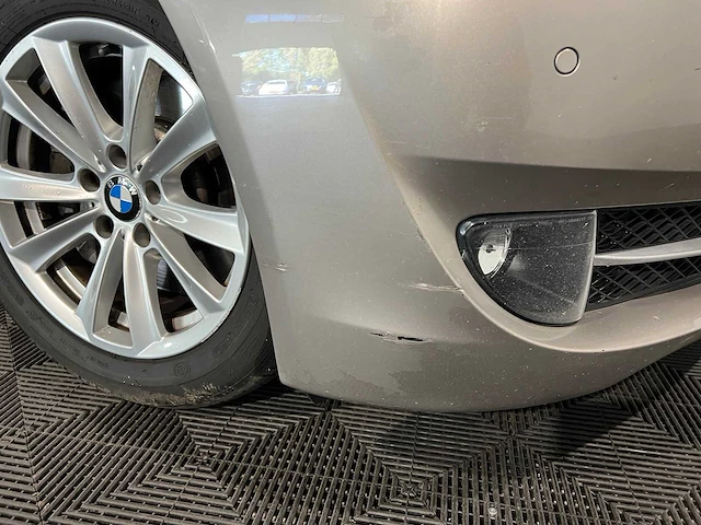 Bmw 5-serie touring 528i upgrade edition, 87-xsh-8 - afbeelding 12 van  19