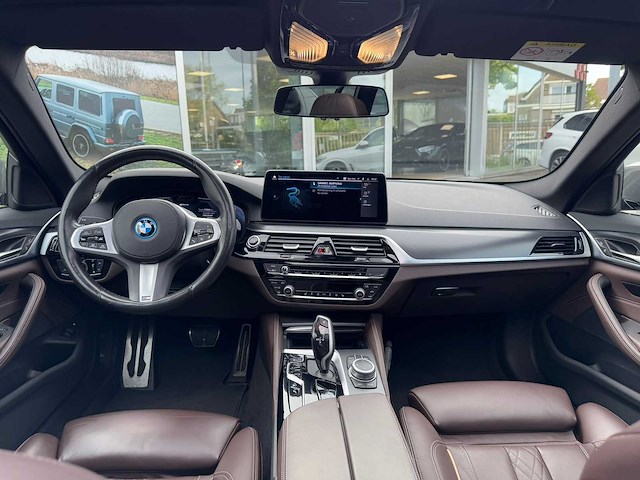 Bmw 5-serie touring 530e business edition+ m-sport 2022 | p-056-bt - afbeelding 18 van  36