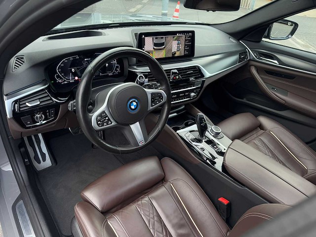 Bmw 5-serie touring 530e business edition+ m-sport 2022 | p-056-bt - afbeelding 3 van  36