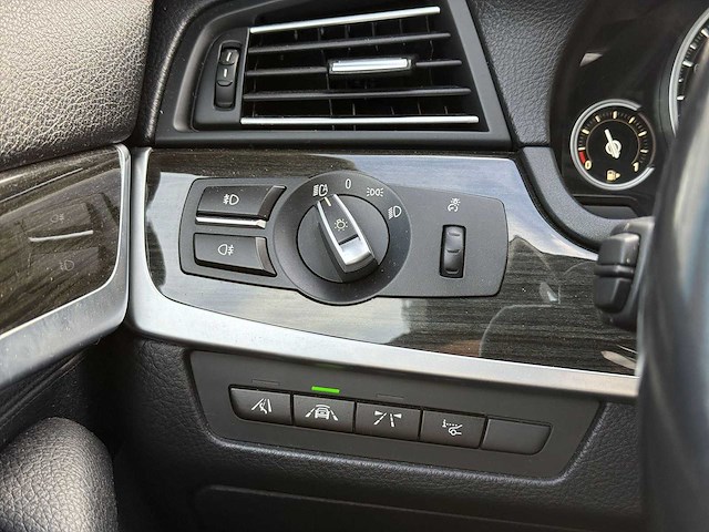 Bmw 5-serie touring 535d m sport he | jkh-89-v i - afbeelding 4 van  34