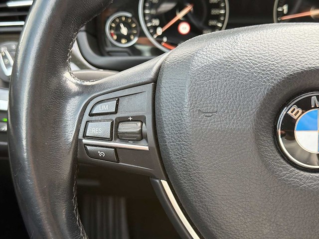 Bmw 5-serie touring 535d m sport he | jkh-89-v i - afbeelding 10 van  34