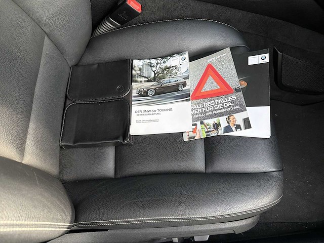 Bmw 5-serie touring 535d m sport he | jkh-89-v i - afbeelding 28 van  34