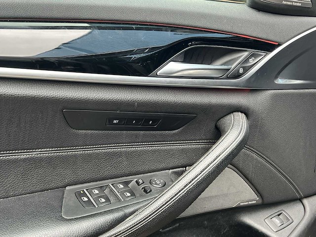 Bmw 5-serie touring 540i xdrive high executive| rx-593-g - afbeelding 2 van  40