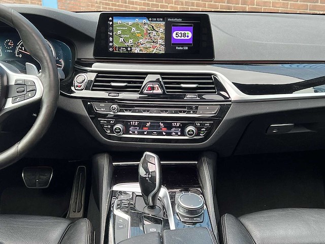 Bmw 5-serie touring 540i xdrive high executive| rx-593-g - afbeelding 29 van  40