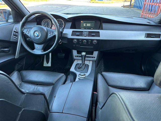 Bmw 5-serie touring m5 535da high executive xt-882-t - afbeelding 2 van  9