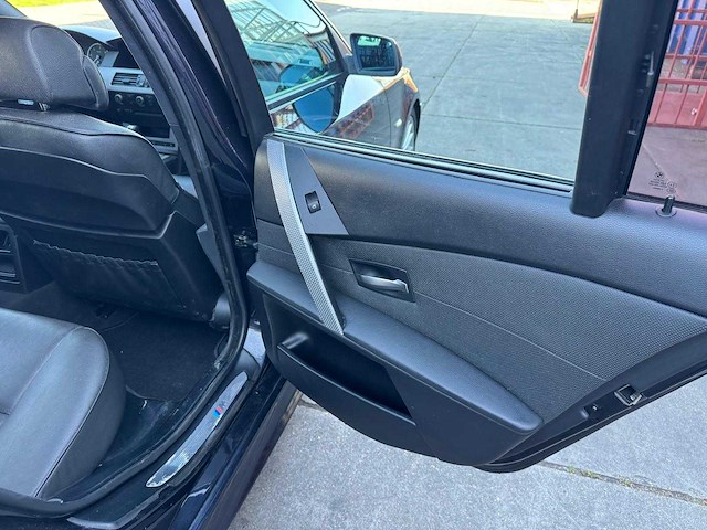 Bmw 5-serie touring m5 535da high executive xt-882-t - afbeelding 8 van  28