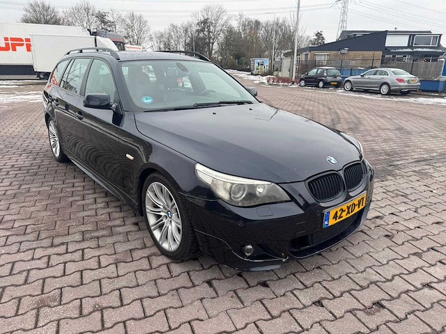 Bmw 5-serie touring m535d 272pk m-styling 42-xd-vt - afbeelding 15 van  18