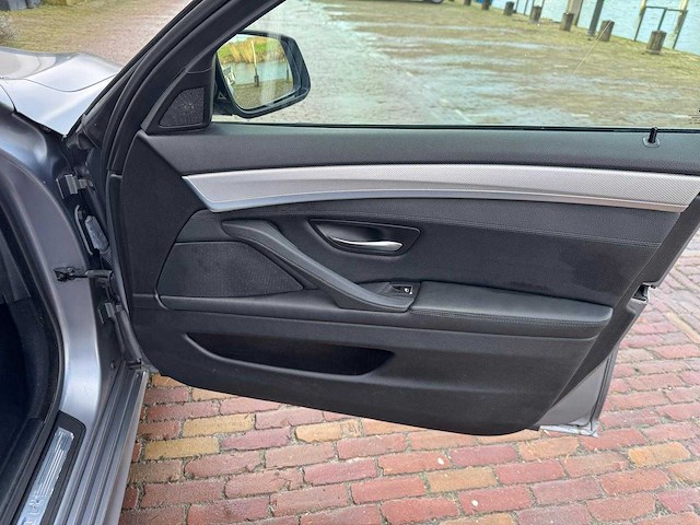 Bmw 5-serie touring m550xd 7-kjr-62 - afbeelding 5 van  36