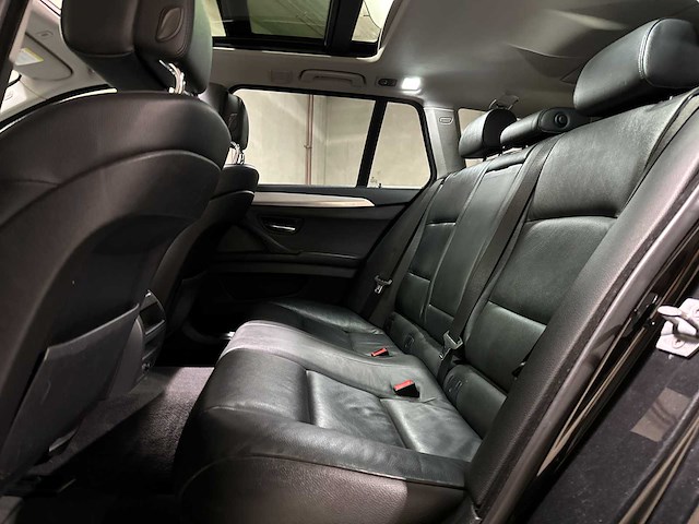 Bmw 520d touring high executive m sport 184pk 2013 5-serie, nn-706-z - afbeelding 27 van  54