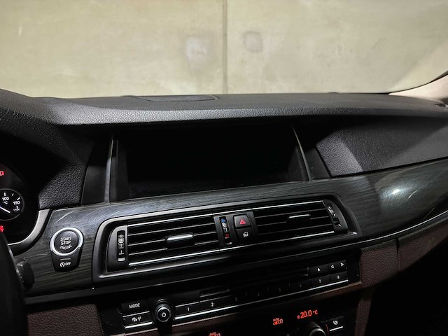 Bmw 520d touring m sport edition 190pk 2015 5-serie, zv-643-t - afbeelding 24 van  43