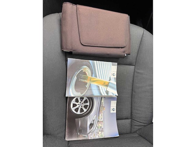 Bmw 520i executive automaat, 48-rv-pr - afbeelding 3 van  15
