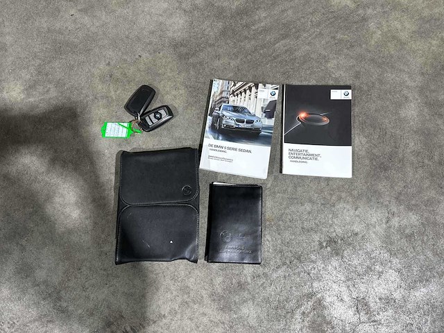 Bmw 520i luxury edition 5-serie 181pk 2017 (origineel-nl), np-432-l - afbeelding 11 van  11