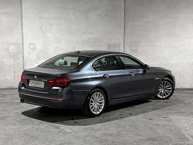 Bmw 520i luxury edition 5-serie 181pk 2017 (origineel-nl), np-432-l - afbeelding 3 van  41