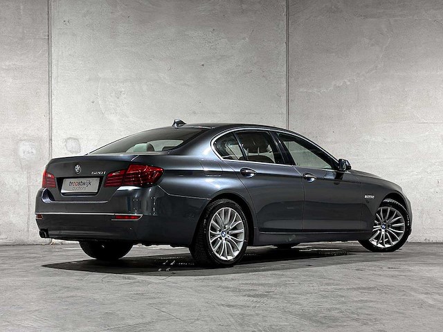 Bmw 520i luxury edition 5-serie 181pk 2017 (origineel-nl), np-432-l - afbeelding 4 van  41