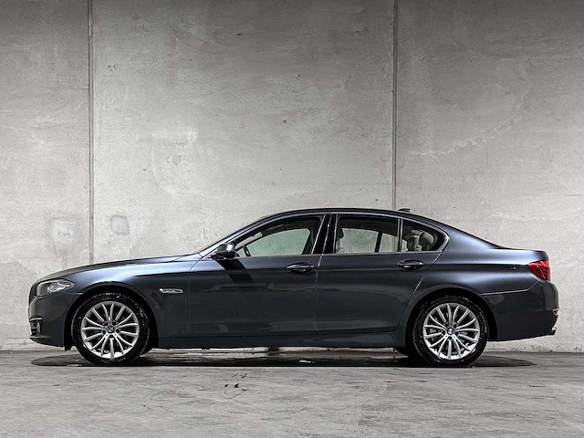 Bmw 520i luxury edition 5-serie 181pk 2017 (origineel-nl), np-432-l - afbeelding 9 van  41