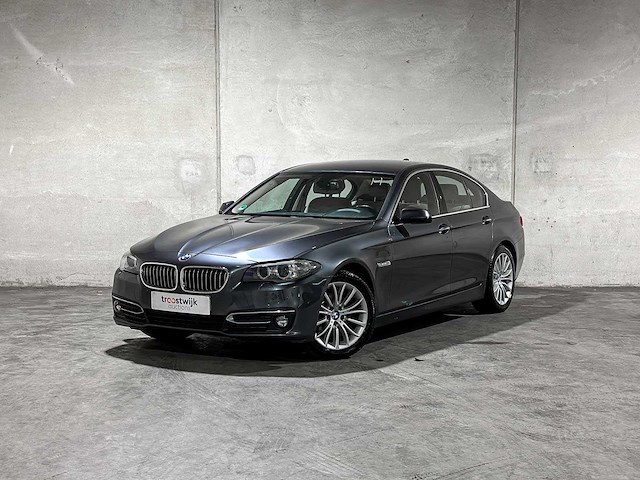 Bmw 520i luxury edition 5-serie 181pk 2017 (origineel-nl), np-432-l - afbeelding 1 van  41