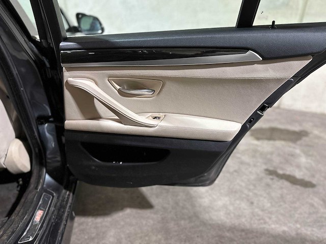 Bmw 520i luxury edition 5-serie 181pk 2017 (origineel-nl), np-432-l - afbeelding 16 van  22