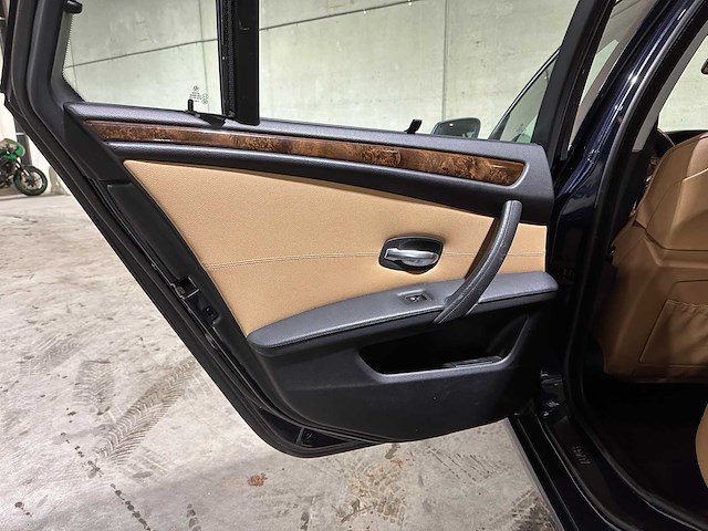 Bmw 520i touring corporate lease business line edition i 163pk 2010 5-serie , 68-kns-5 - afbeelding 15 van  39
