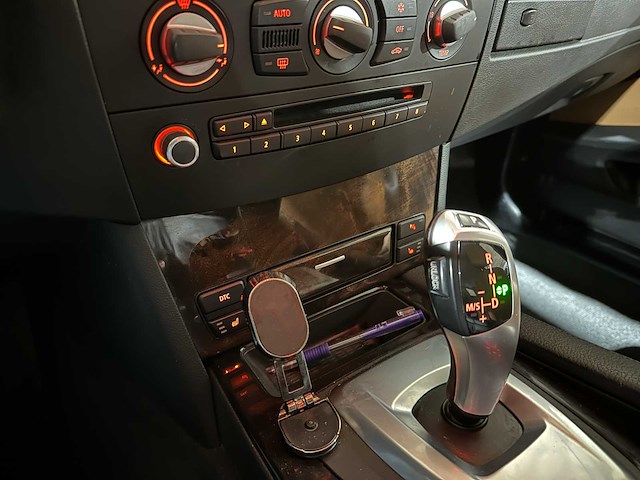 Bmw 520i touring corporate lease business line edition i 163pk 2010 5-serie , 68-kns-5 - afbeelding 9 van  39