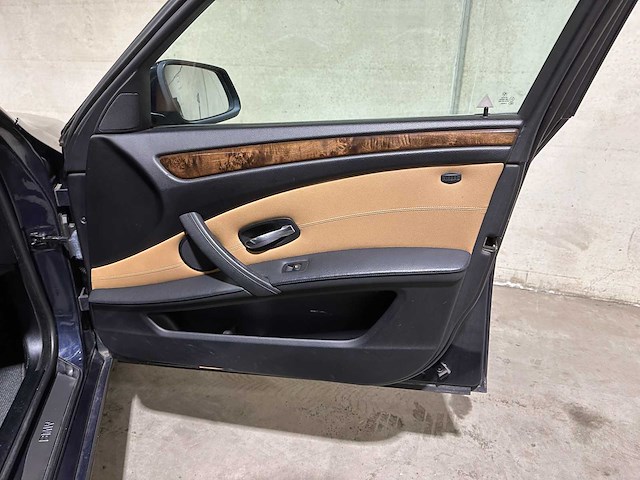 Bmw 520i touring corporate lease business line edition i 163pk 2010 5-serie , 68-kns-5 - afbeelding 21 van  39