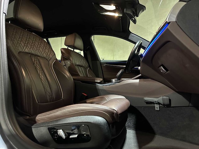 Bmw 520i touring high executive 5-serie 181pk 2018 (origineel-nl), rx-455-v - afbeelding 38 van  54