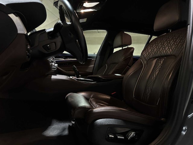 Bmw 520i touring high executive 5-serie 181pk 2018 (origineel-nl), rx-455-v - afbeelding 23 van  49