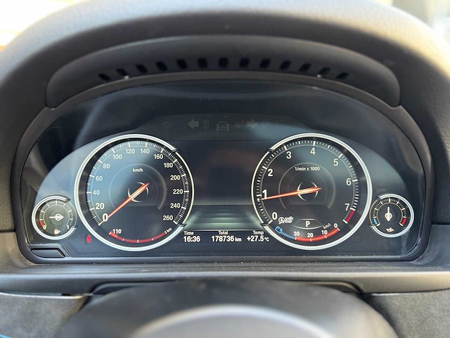 Bmw 520i touring high executive automaat; hv-545-j - afbeelding 14 van  19