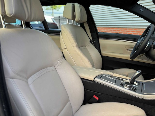 Bmw 520i touring high executive automaat,* hv-545-j - afbeelding 14 van  15