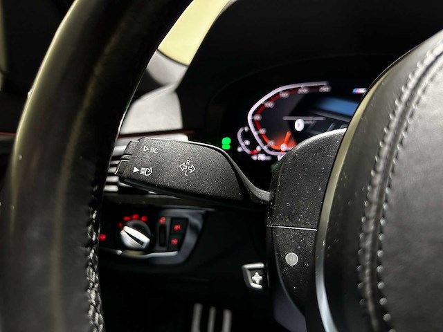 Bmw 520i touring high executive edition m-sport 184pk 2021 (origineel-nl) 5-serie g31, l-194-jx - afbeelding 8 van  20