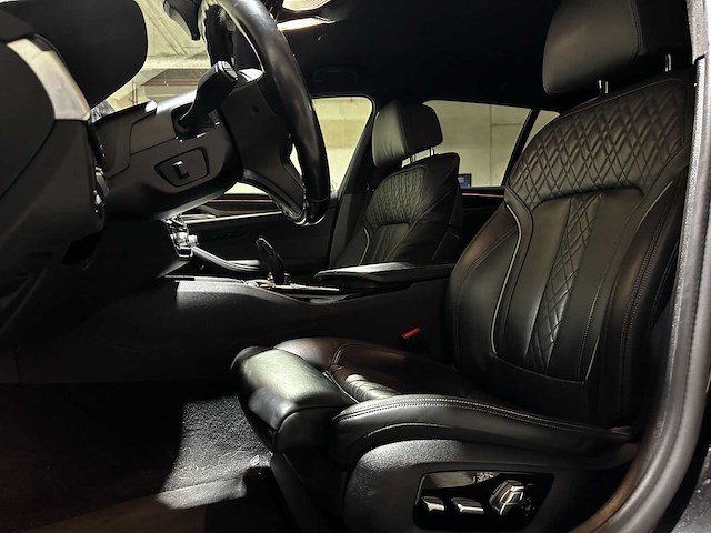 Bmw 520i touring high executive edition m-sport 184pk 2021 (origineel-nl) 5-serie g31, l-194-jx - afbeelding 12 van  20